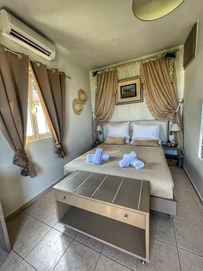 Seaview Apartment Tsoutsouros  Bagian luar foto