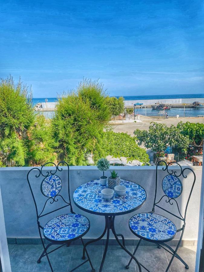 Seaview Apartment Tsoutsouros  Bagian luar foto