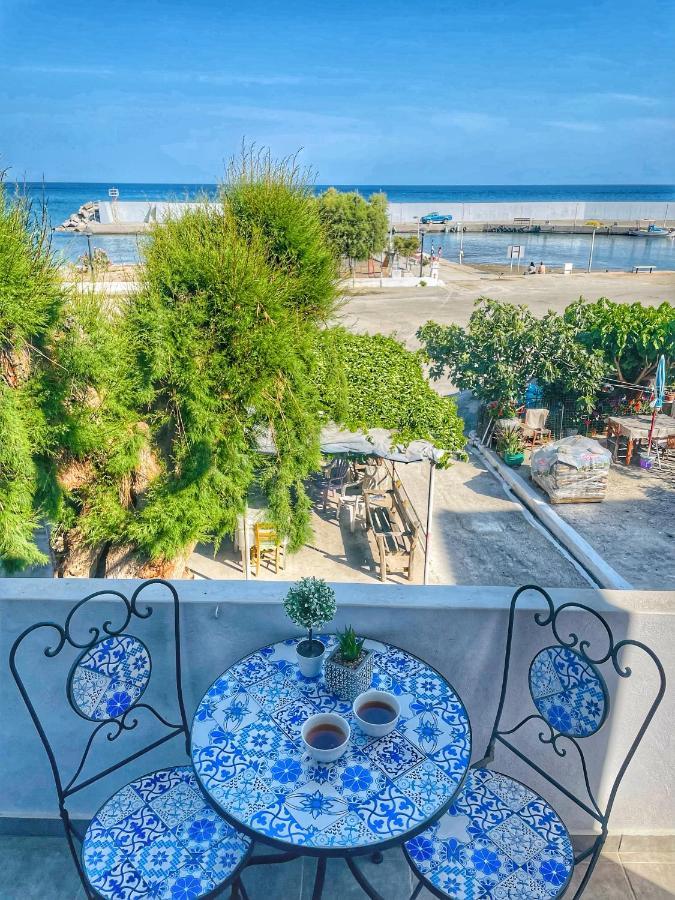 Seaview Apartment Tsoutsouros  Bagian luar foto